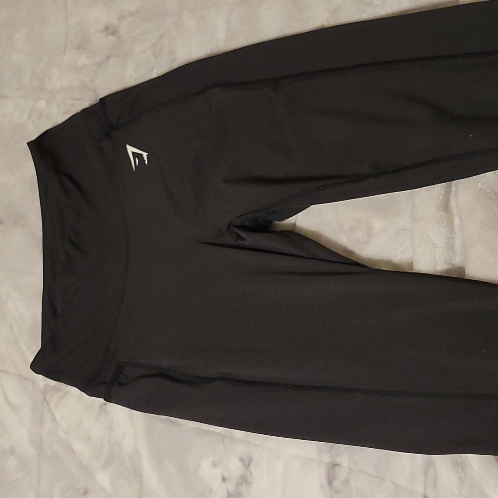 Black Gymshark Leggings small